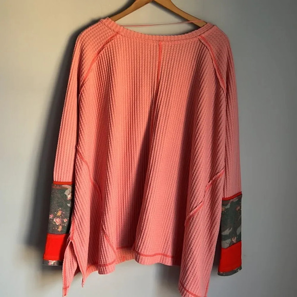 Free People We The Free Peach Thermal Lovin Leopard Thermal Top Print Cuffs - Picture 3 of 9